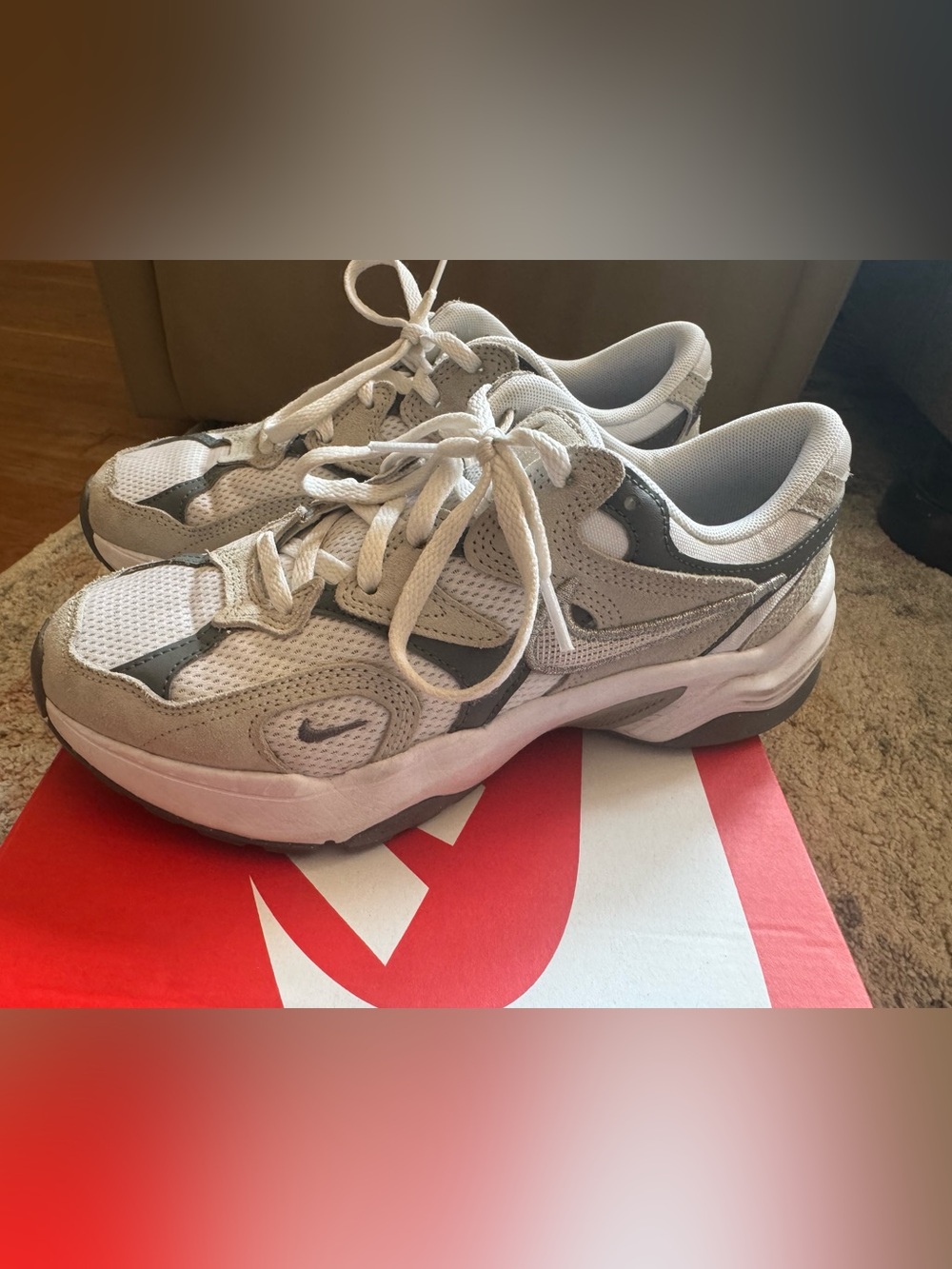 Nike AL8 - Picture 4 of 8